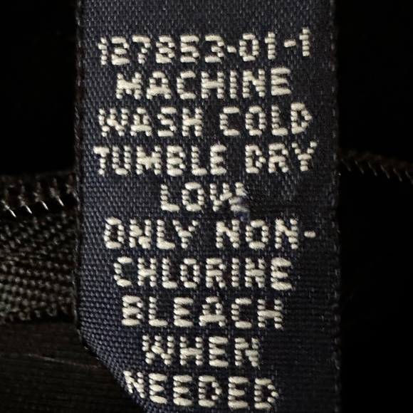 GAP Velvet Top - Picture 9 of 9